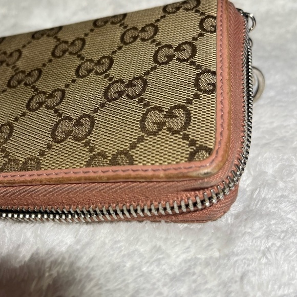 Gucci Zip Around Wallet in GUC, Authentic - Picture 4 of 16